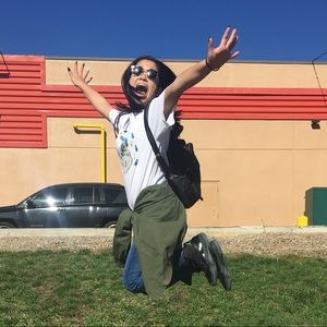 Meet your Posher, Tina